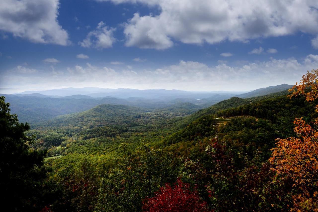 Bear View Chalet, 3 Bedroom, Pool, Pets, Arcades, Wifi, Hot Tub, Sleeps 12 Gatlinburg Bagian luar foto