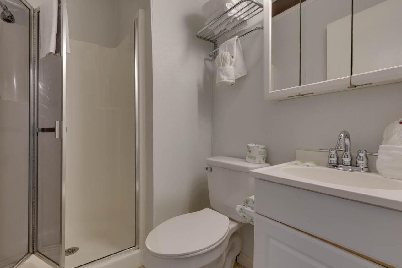 Bear View Chalet, 3 Bedroom, Pool, Pets, Arcades, Wifi, Hot Tub, Sleeps 12 Gatlinburg Bagian luar foto